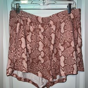 H&M Snake Print Flowy Short